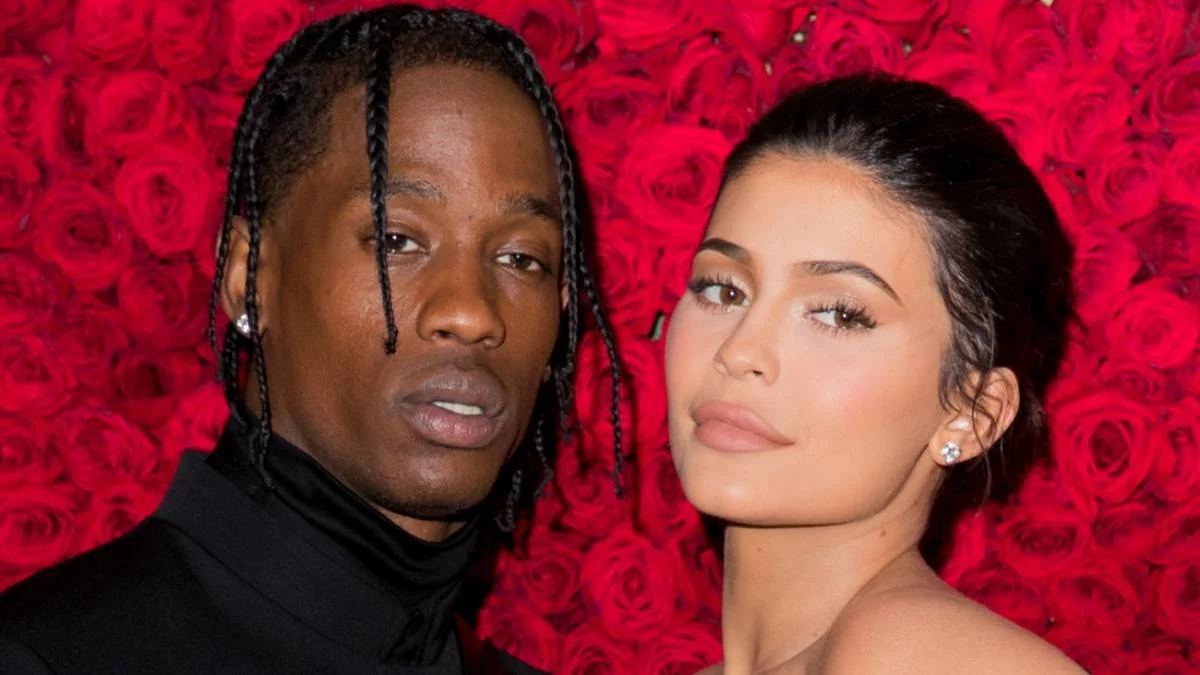 Kylie Jenner Wishes 'Happy Father's Day' To Travis Scott