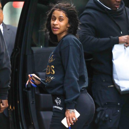 16 Pictures Of Cardi B Without Makeup That Will Shocked You