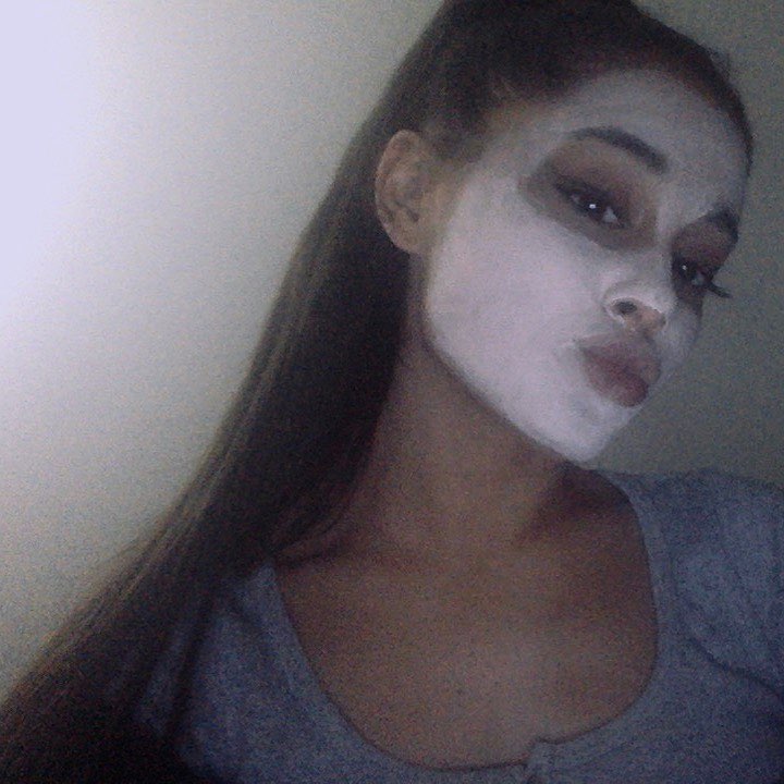 Ariana Grande Without Makeup