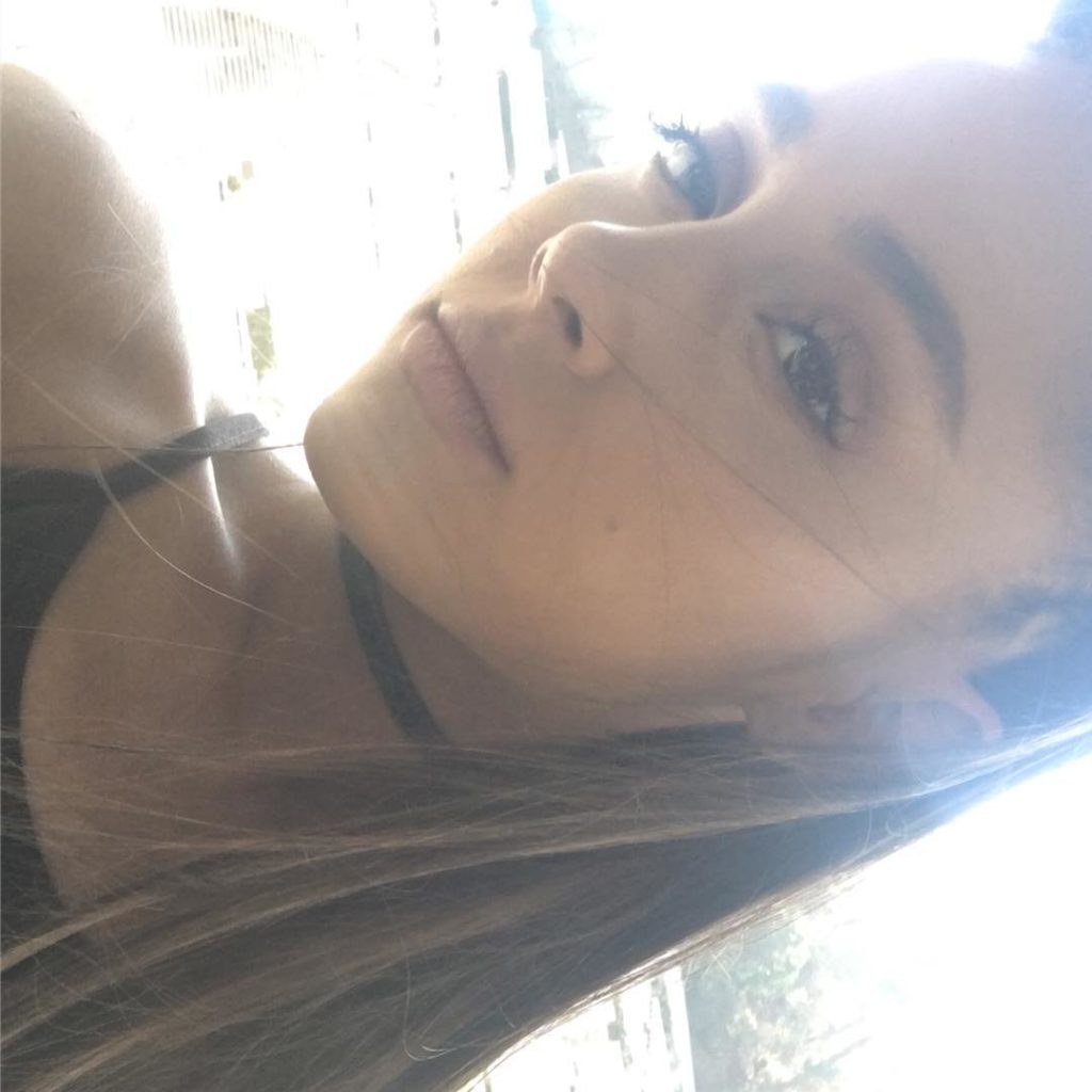 Ariana Grande Without Makeup