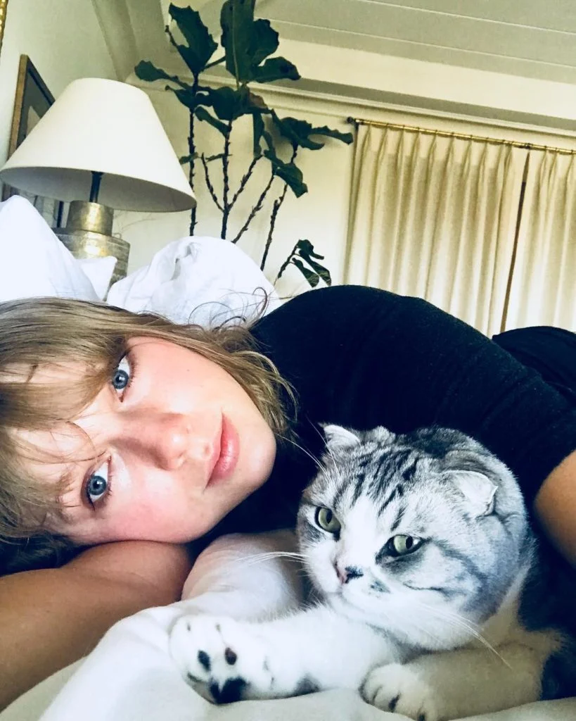 11 Taylor Swift No Makeup Picture You Must See - Luv68
