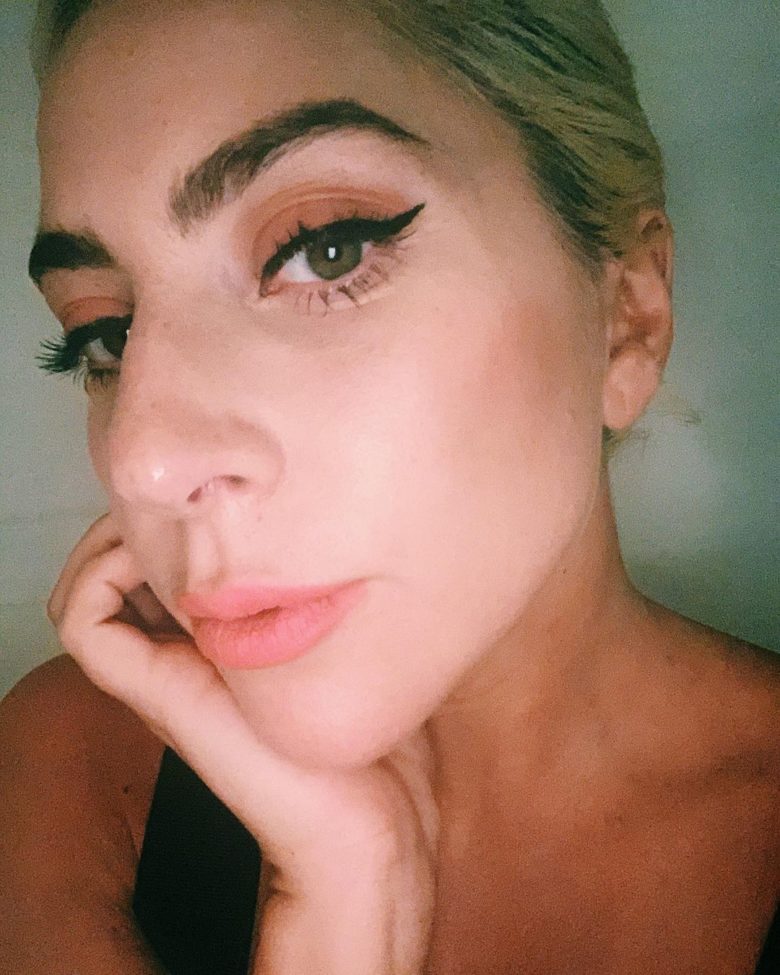 20 Gorgeous Pictures Of Lady Gaga No Makeup - Siachen Studios