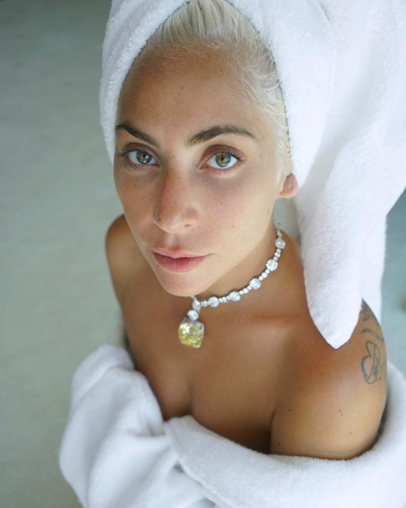 Lady Gaga no makeup