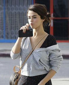 Selena Gomez no makeup