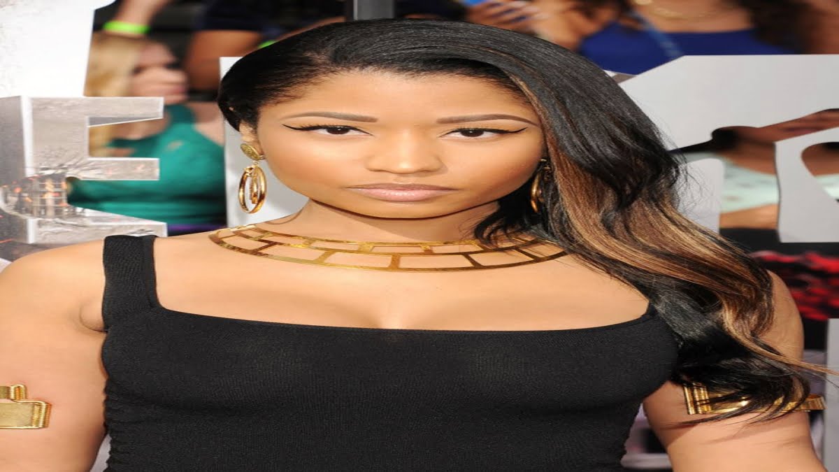 Nicki Minaj no makeup