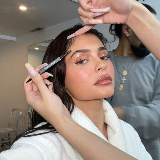 Getting Ready For Shooting Kylie Jenner No Makeup