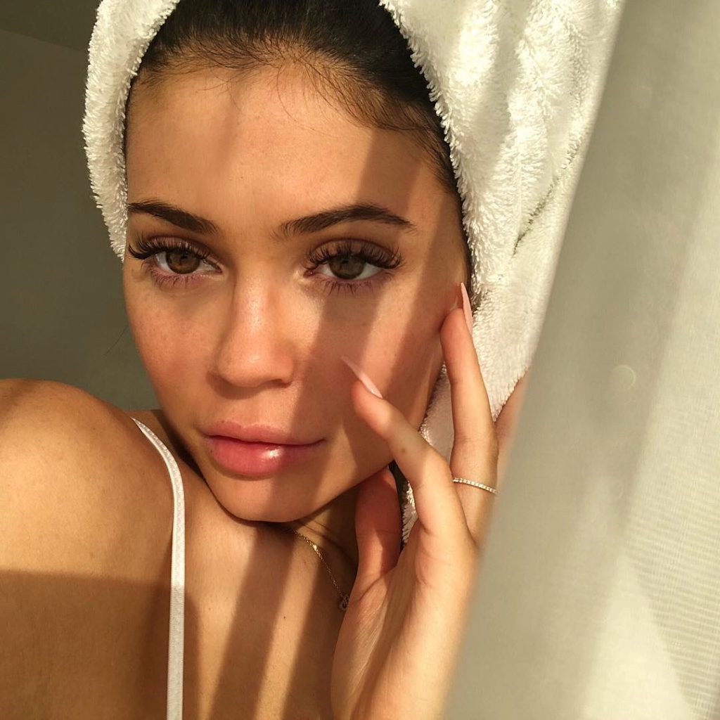 Morning Face Kylie Jenner No Makeup