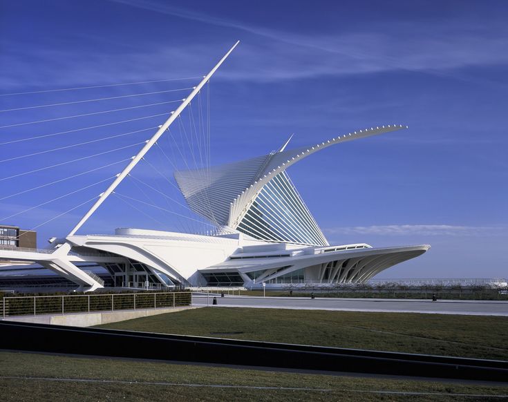 Famous Architects: Milwaukee Art Museum