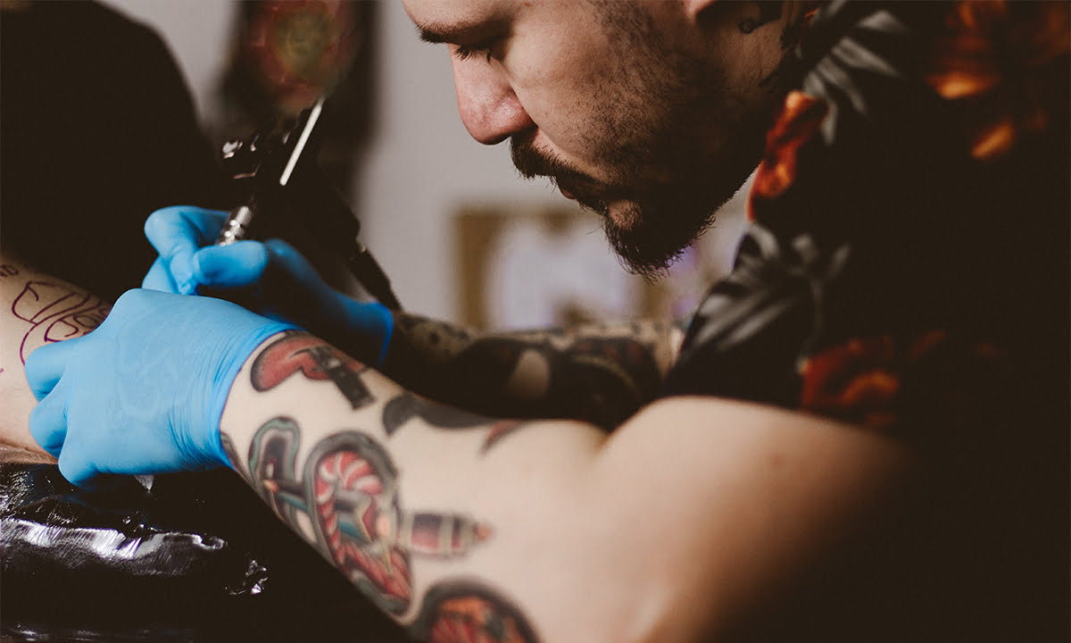 How to become a tattoo artist