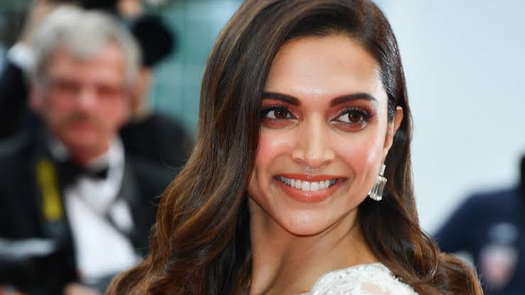 Deepika Padukone most beautiful actresses