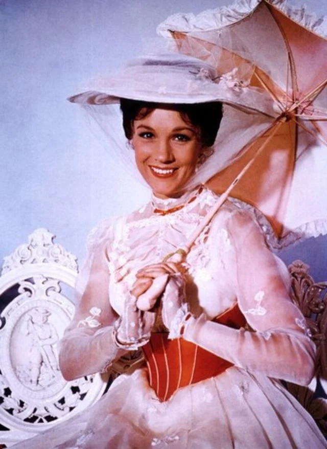 famous fictional characters: Mary Poppins