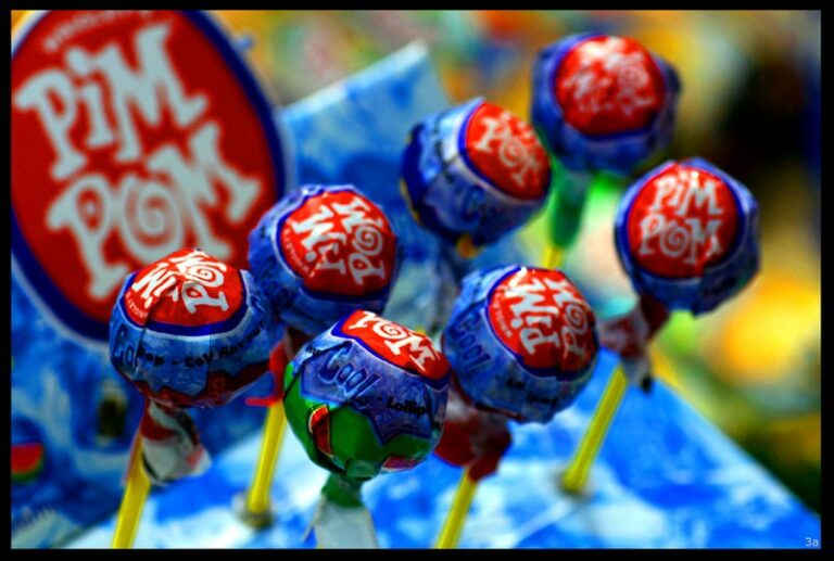 90s Candy 40 Favorite 90s Candies Will Take You To Your Childhood