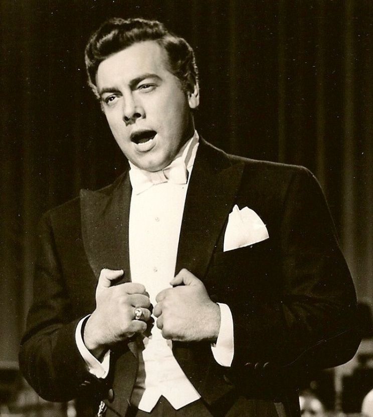 Mario Lanza