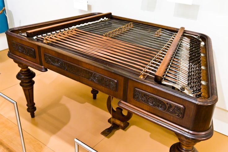 Weird Instruments: Cimbalom