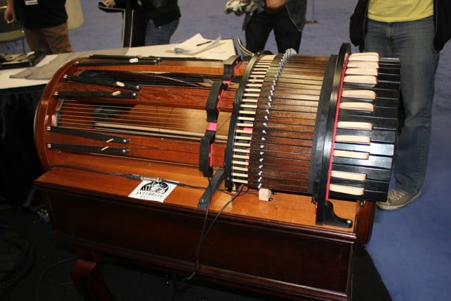 Weird Instruments: Wheel Harp