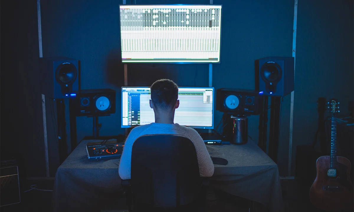 Setting Up a Home Recording Studio On a Budget - Siachen Studios