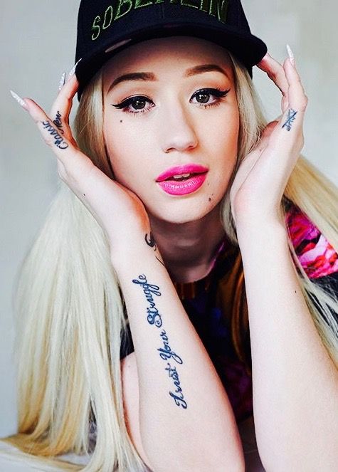 White female rappers: Iggy Azalea