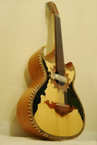 Mexican instruments: Bajo Sexto 