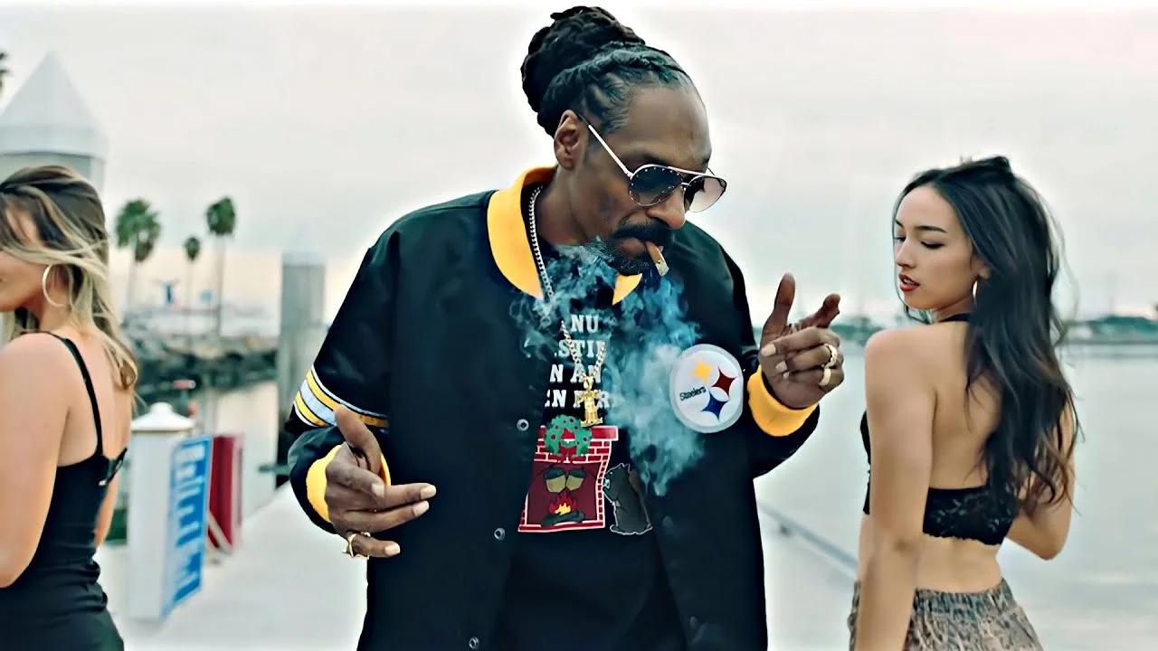 How tall is Snoop Dogg