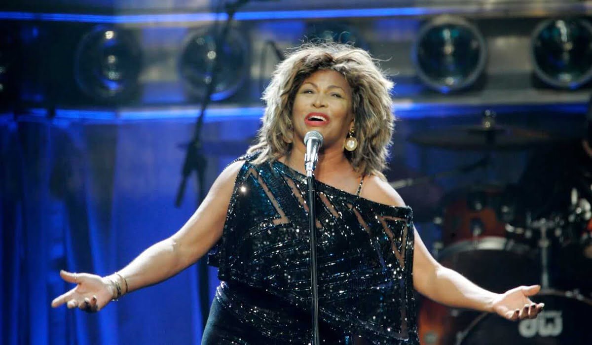Tina Turner Dies