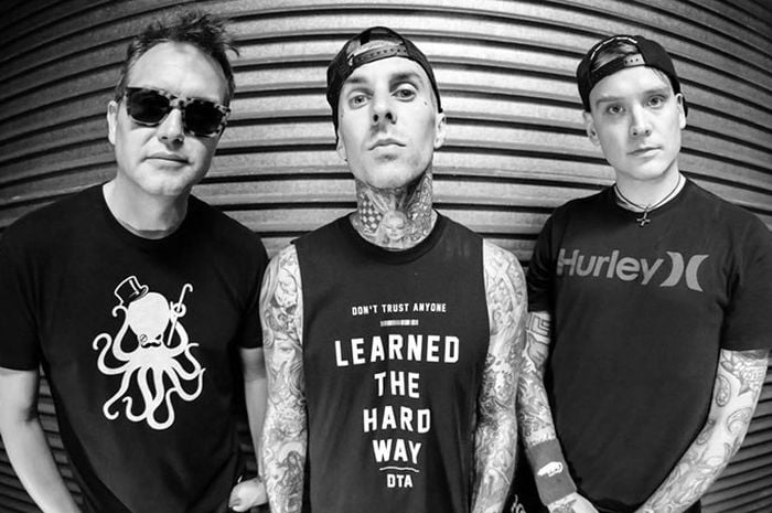 90s alternative bands: Blink 182