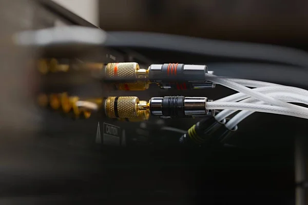 Audio Cables 