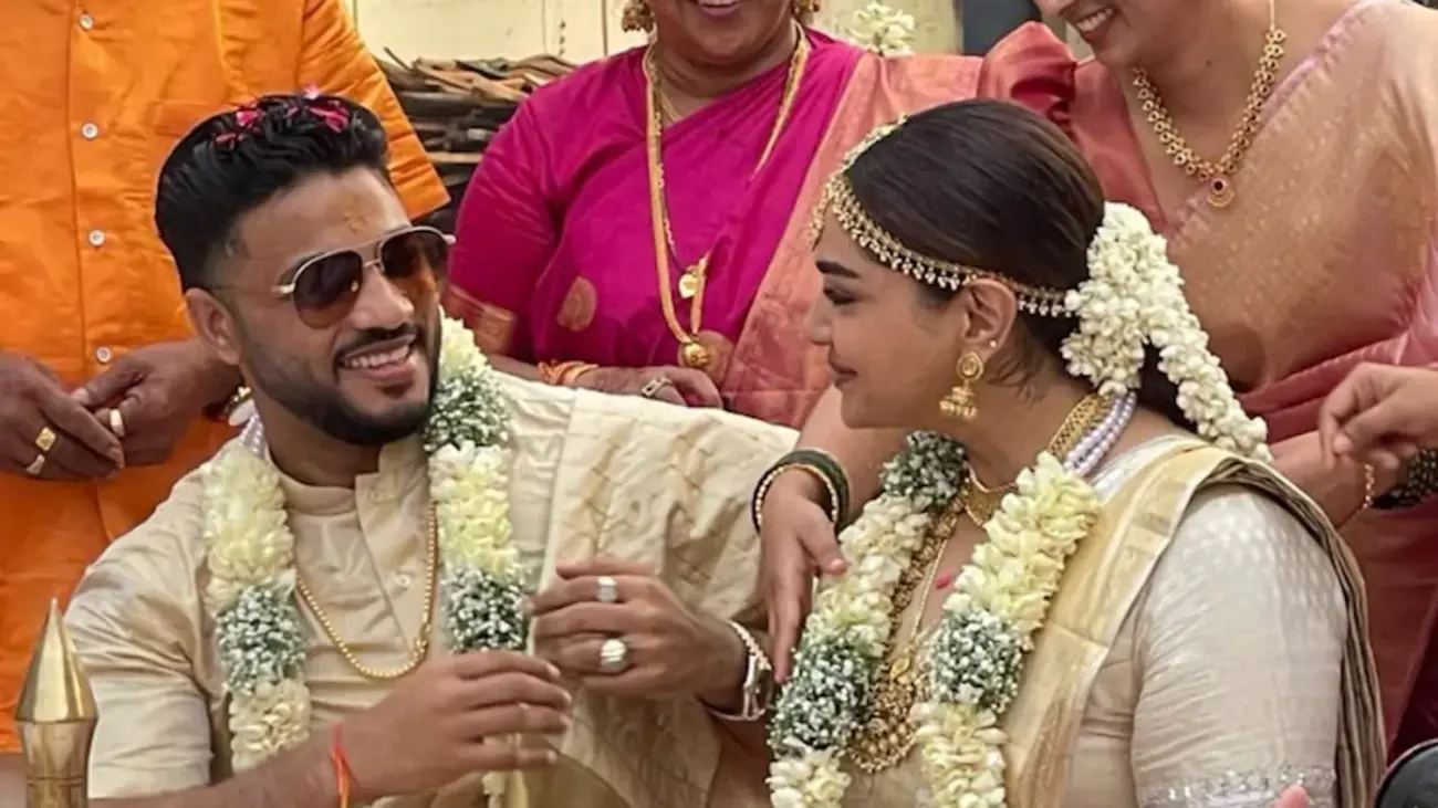 Raftaar Married Manraj